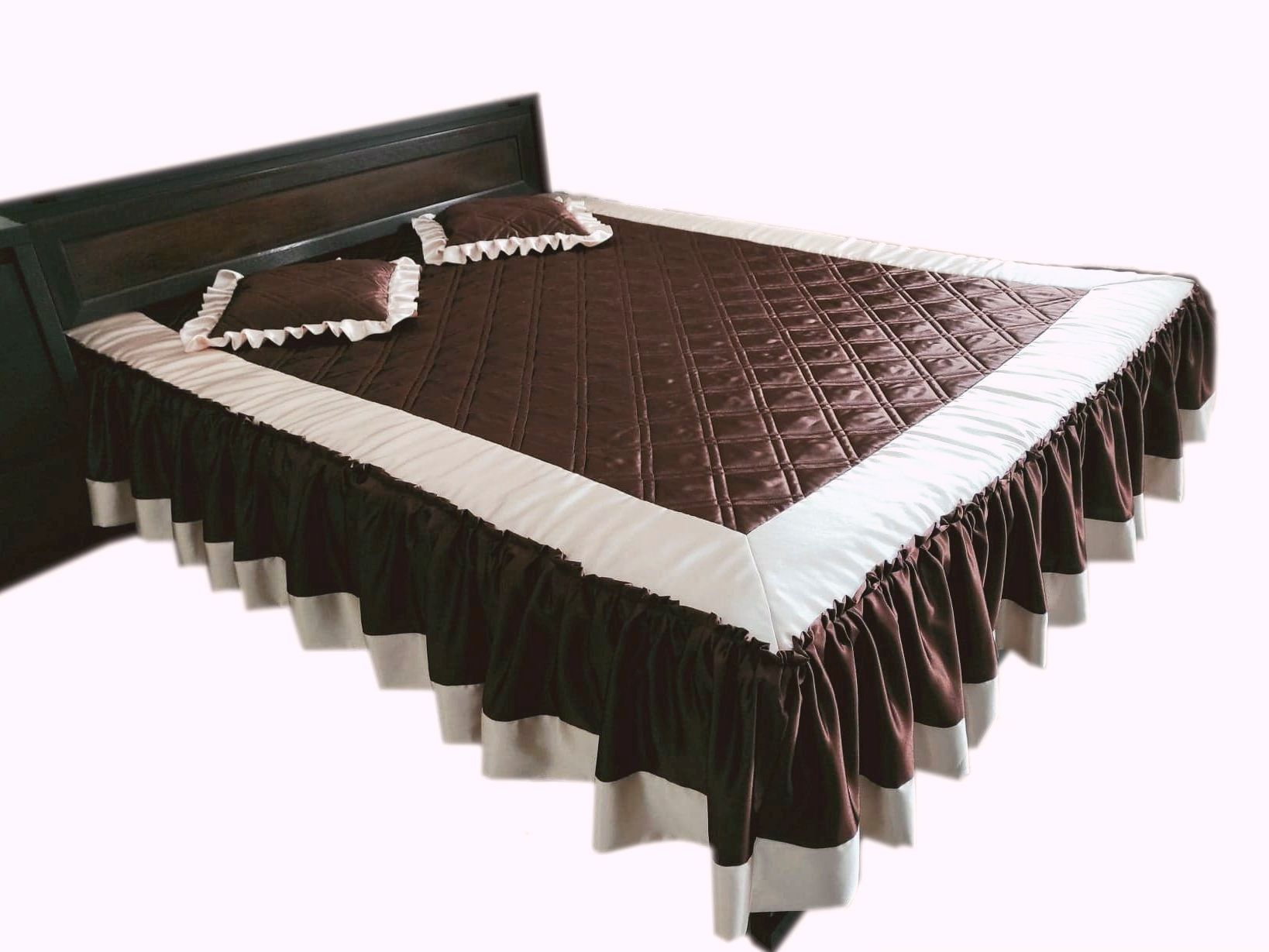 NARZUTA DWUKOLOROWA Z TRZEMA POJEDYNCZYMI FALBANAMI